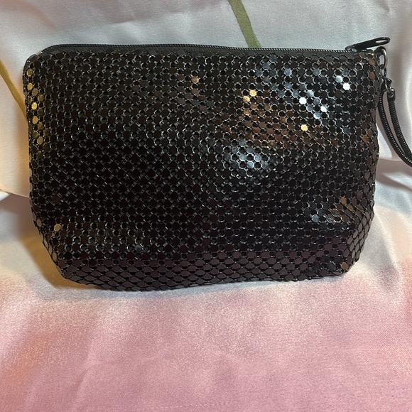 Wristlet Black Mesh - Picture 2 of 5